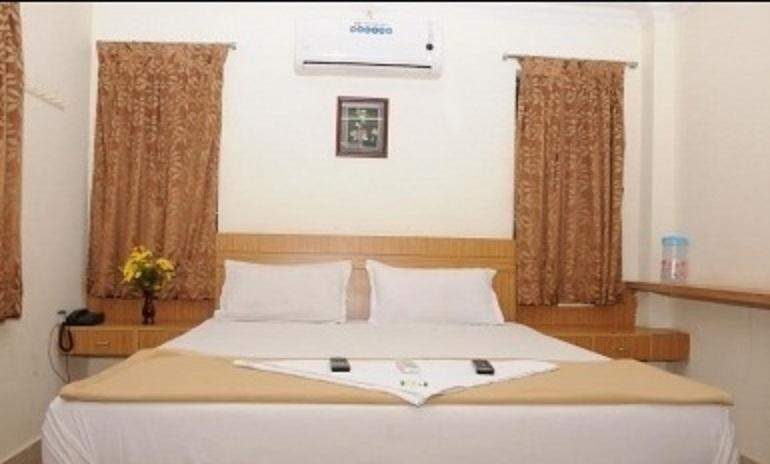 Sakthi Park Inn Chennai Exteriör bild
