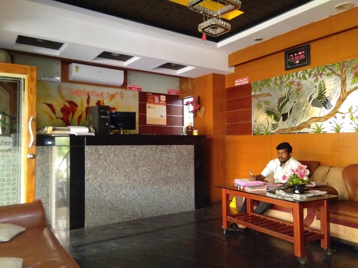 Sakthi Park Inn Chennai Exteriör bild